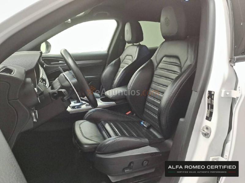 Alfa Romeo Stelvio  2.2 Diésel 154kW (210CV)  Q4 Veloce