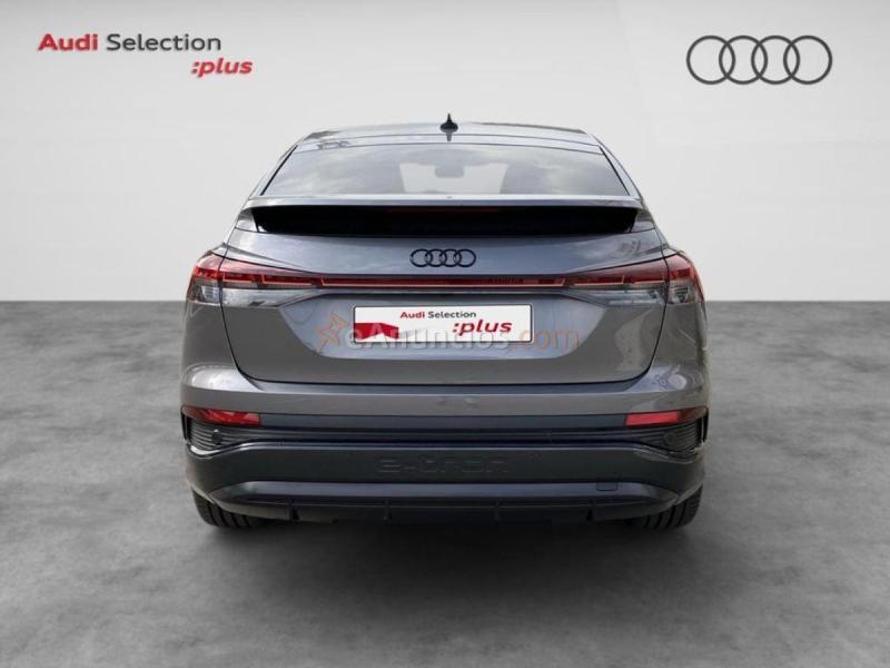 Audi Q4 Black line edition 40 e-tron 63kWh 150 kW (204 CV)