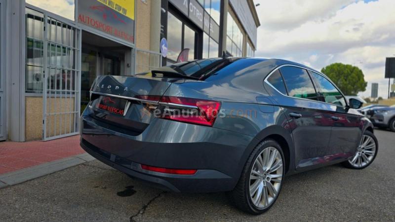 Škoda Superb Style