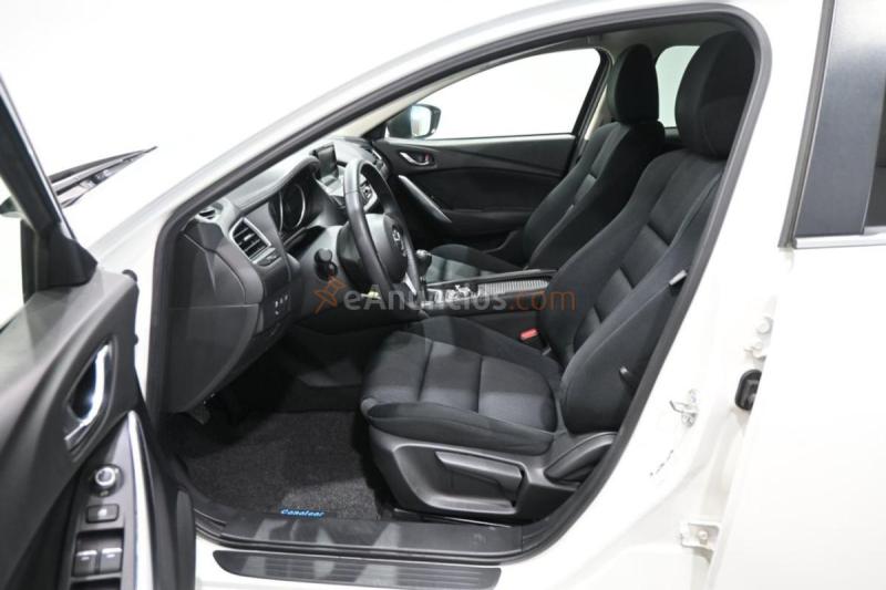 Mazda mazda3 Sedán Style 2.2 SKYACTIV-D 150 CV 
