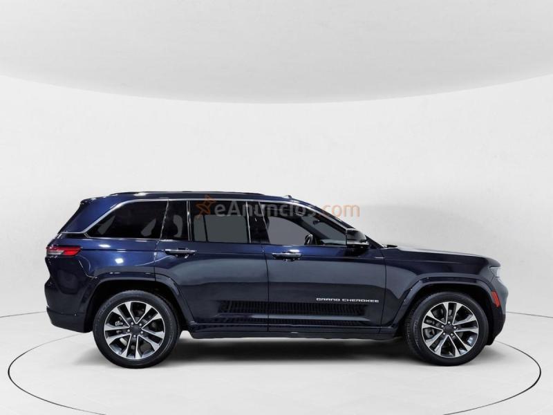 Jeep Grand Cherokee ** GRAND CHEROKEE 2.0 PHEV OVERLAND AUTO 4WD 5P (TECHO)