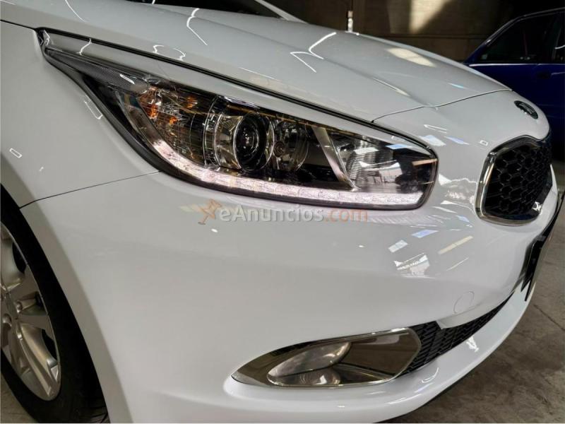 Kia Ceed Drive (2014)