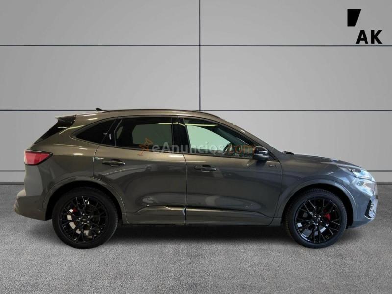 Ford Kuga 2.5 PHEV ST LINE AUTO 225 5P