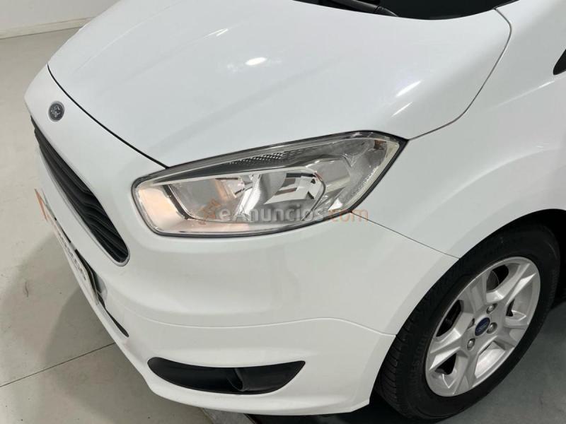 Ford Tourneo Courier 1.0T 100PS ECOBOOST TREND 100 5P