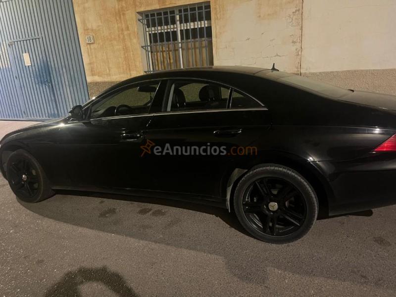 Mercedes CLS 500 V8
