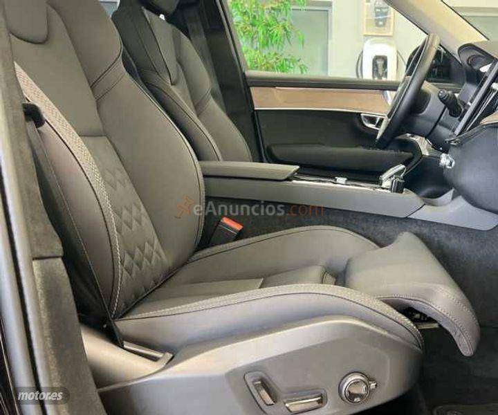 Volvo XC 90 2.0 T8 AWD PHEV ULTRA DARK RECHARGE 455 CV de 2025 con 22.011 Km por 76.900 EUR. en A Coruna
