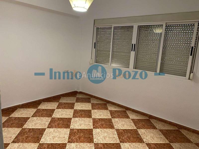 Piso en venta en Plaza de Toros – Ideal para inversión