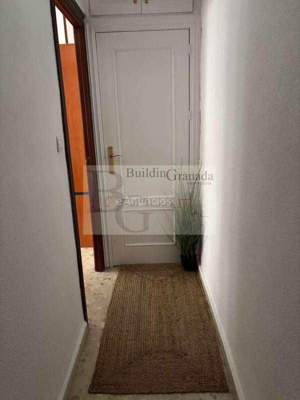 Piso zona alhamar