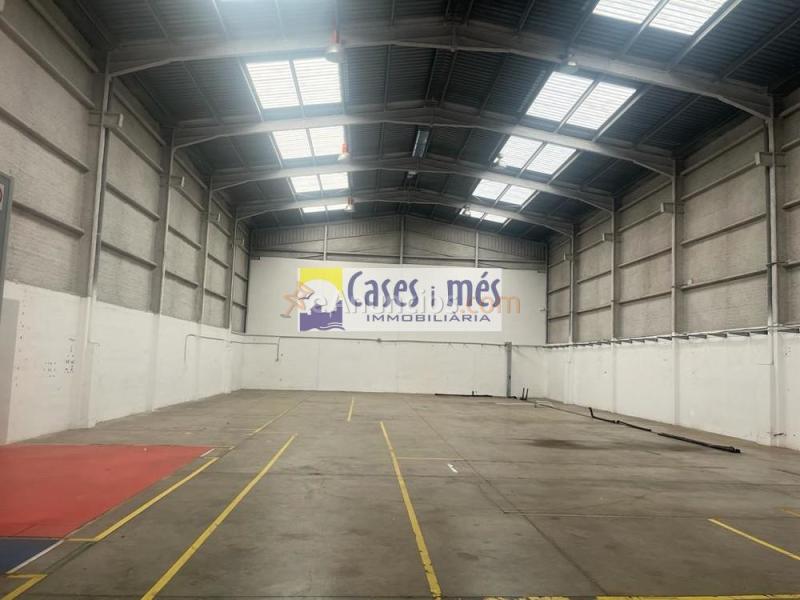 NAVE 700M2