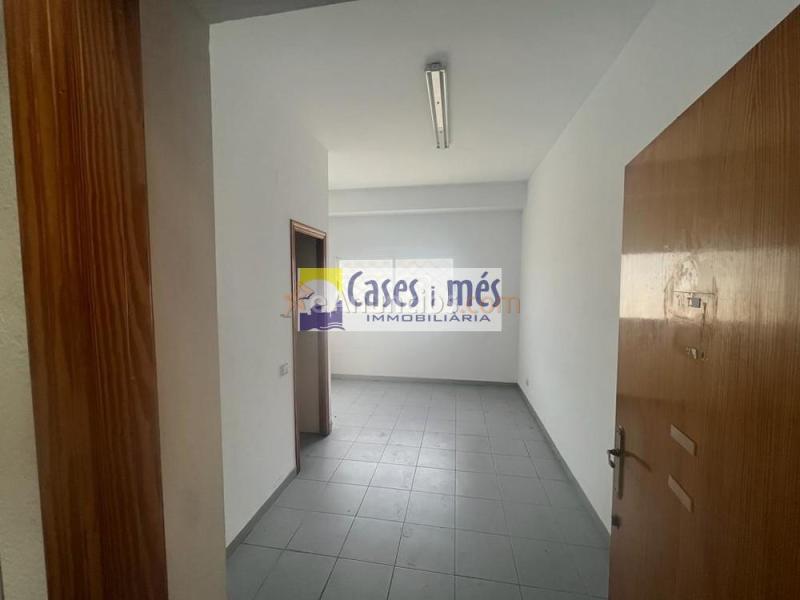 NAVE 700M2