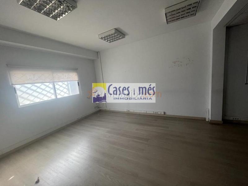 NAVE 700M2