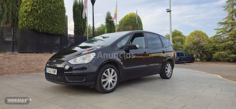 Ford S-Max 2.0 TDI TITANIUM de 2007 con 397.000 Km por 3.850 EUR. en Ciudad Real
