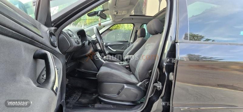 Ford S-Max 2.0 TDI TITANIUM de 2007 con 397.000 Km por 3.850 EUR. en Ciudad Real