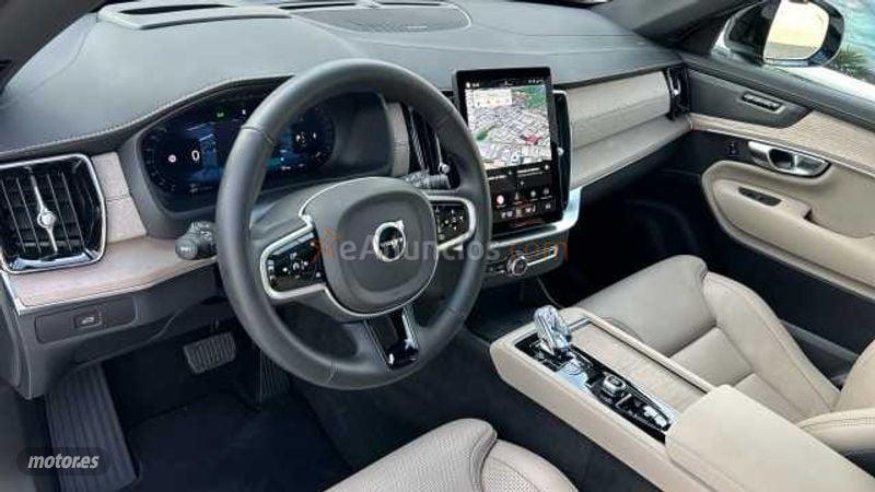 Volvo XC 90 2.0 B5 P MHEV PLUS DARK AWD AUTO 250 5P 7 Plazas de 2025 con 11.030 Km por 64.500 EUR. en Cordoba