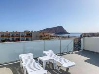 Exclusiva oportunidad en la tejita – 295.000 €  1 dormitorio  terraza + solárium privado  garaje y trastero