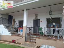 Casa de seis habitaciones.