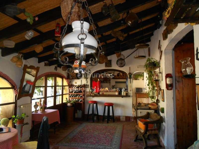 Casa rústica grande