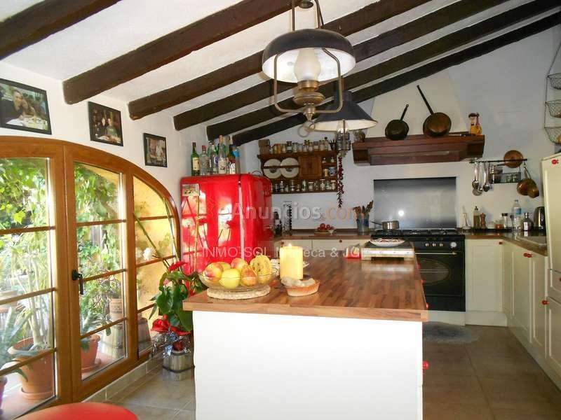 Casa rústica grande