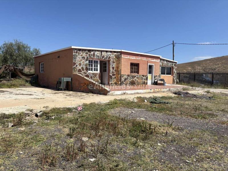 Oportunidad las casitas Vivienda independiente 3 dormitorios 1000m2 parcela