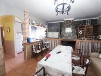 Chalet independiente en el peral