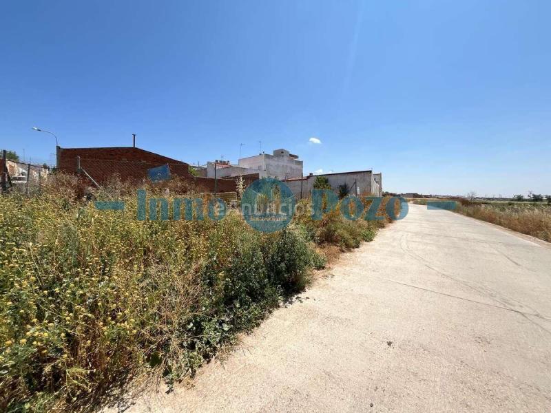 Parcela de 453 metros a la venta