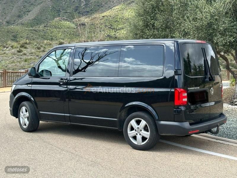 Volkswagen Transporter 2.0tdi 204cv de 2015 con 165.000 Km por 26.999 EUR. en Almeria