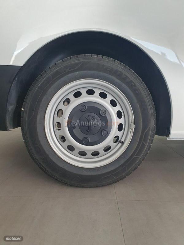 Peugeot Expert EXPERT 1.5 BLUEHDi de 2020 con 120.731 Km por 20.900 EUR. en Sevilla