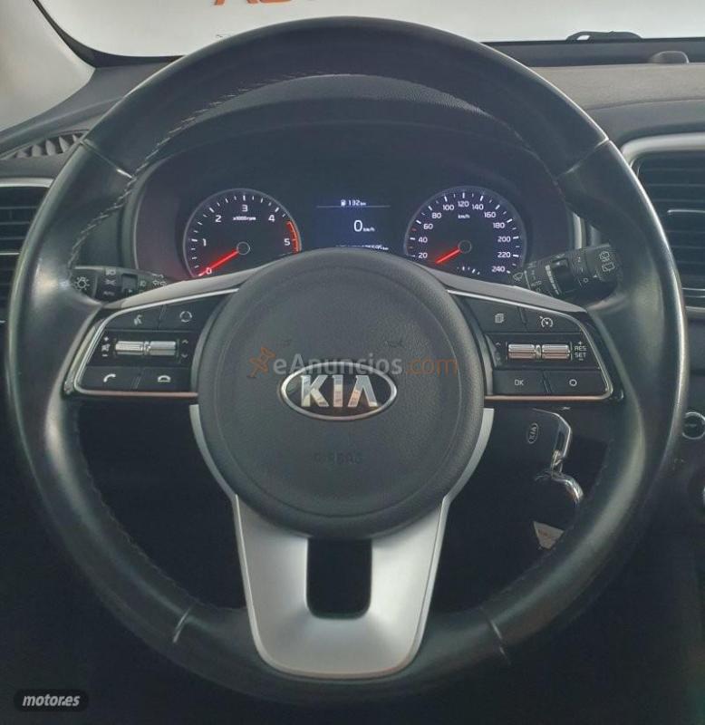 Kia Sportage SPORTAGE HYBRID de 2020 con 135.595 Km por 18.900 EUR. en Sevilla