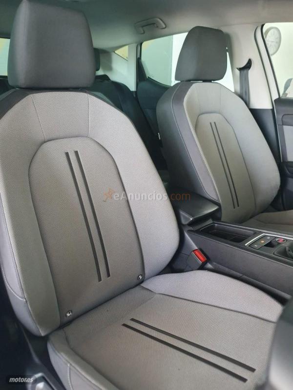 Seat Leon LEON Sportourier TDI de 2021 con 132.111 Km por 16.500 EUR. en Sevilla
