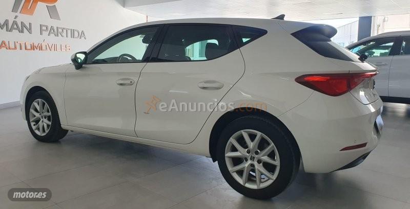 Seat Leon LEON Sportourier TDI de 2021 con 132.111 Km por 16.500 EUR. en Sevilla