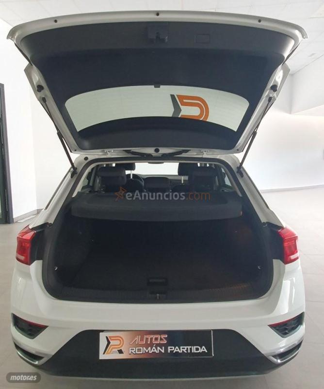 Volkswagen T-Roc T-ROC TSI de 2019 con 119.477 Km por 17.900 EUR. en Sevilla