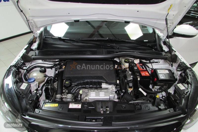 Peugeot 2008 Active Pack Puretech 100 SS BVM6 de 2020 con 56.000 Km por 13.990 EUR. en Tenerife