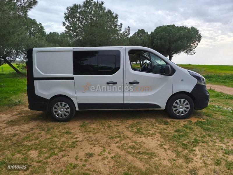 Opel Vivaro Combi 6 1.6 CDTI SS 120CV L1 de 2019 con 198.592 Km por 15.500 EUR. en Sevilla