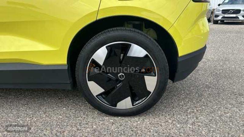 Volvo EX30 BEV 69KWH SINGLE MOTOR EXTEND RANGE PLUS 272 5P de 2024 con 19.055 Km por 29.900 EUR. en Cordoba