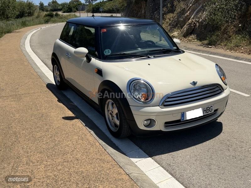 Mini Cooper MINI COOPER R52 1.6 123cv de 2011 con 151.370 Km por 7.650 EUR. en Girona