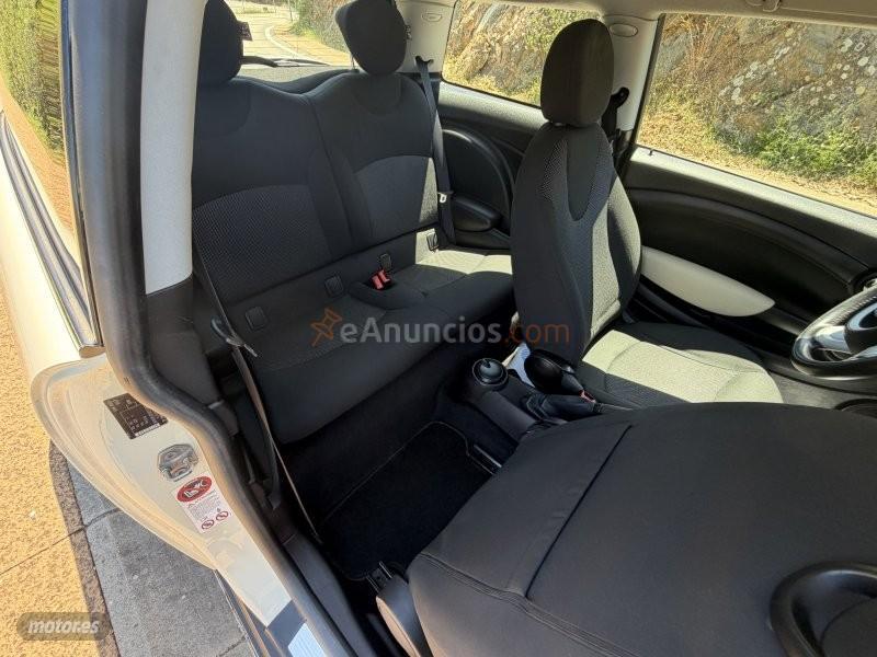 Mini Cooper MINI COOPER R52 1.6 123cv de 2011 con 151.370 Km por 7.650 EUR. en Girona
