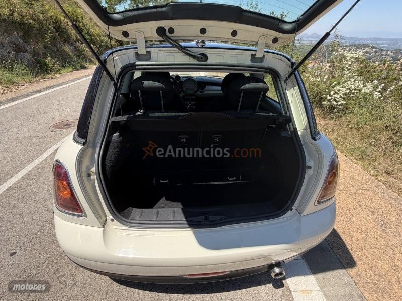 Mini Cooper MINI COOPER R52 1.6 123cv de 2011 con 151.370 Km por 7.650 EUR. en Girona