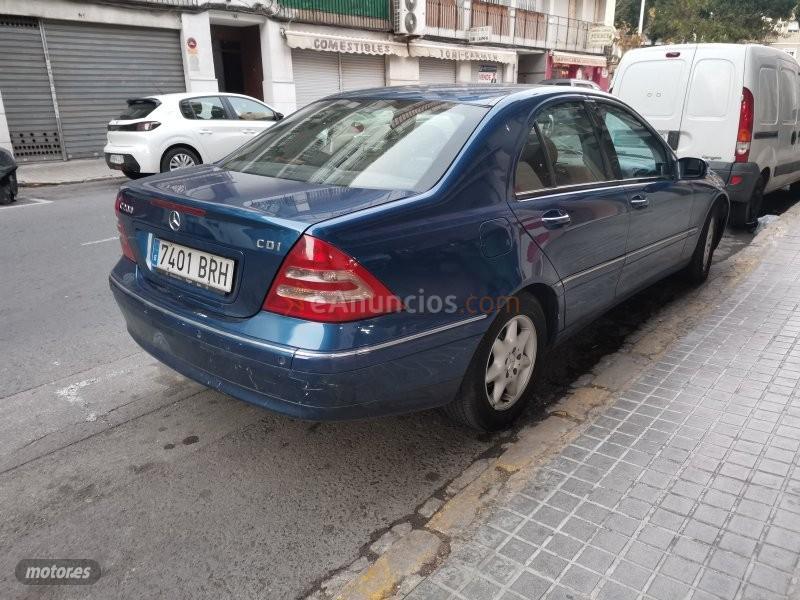 Mercedes Clase C C 200 de 2002 con 201.000 Km por 5.900 EUR. en Alicante