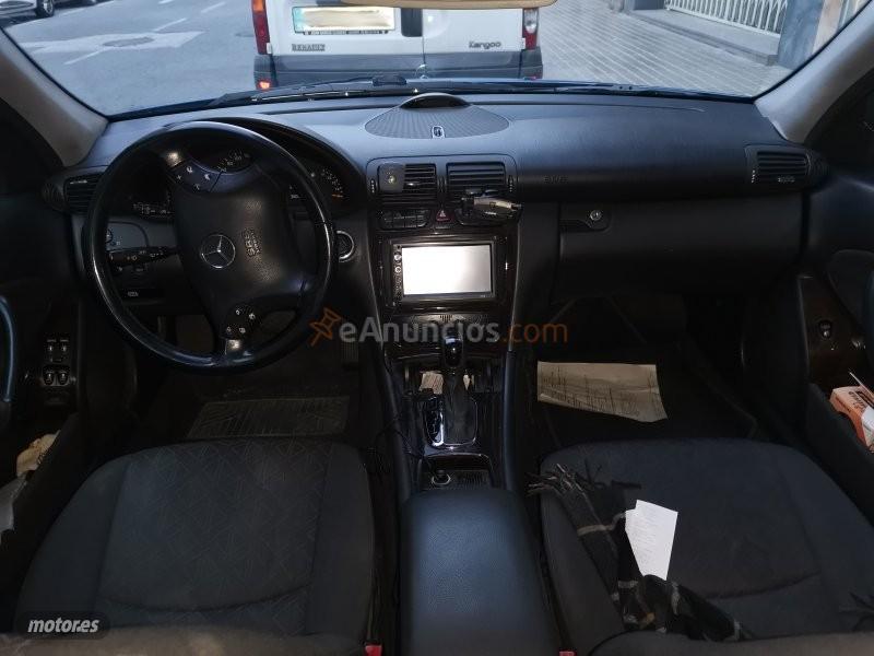 Mercedes Clase C C 200 de 2002 con 201.000 Km por 5.900 EUR. en Alicante