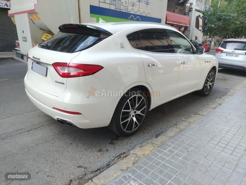Maserati Levante LEVANTE S V6 430 C V de 2016 con 116.500 Km por 38.000 EUR. en Alicante
