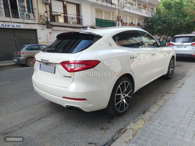 Maserati Levante LEVANTE S V6 430 C V de 2016 con 116.500 Km por 38.000 EUR. en Alicante