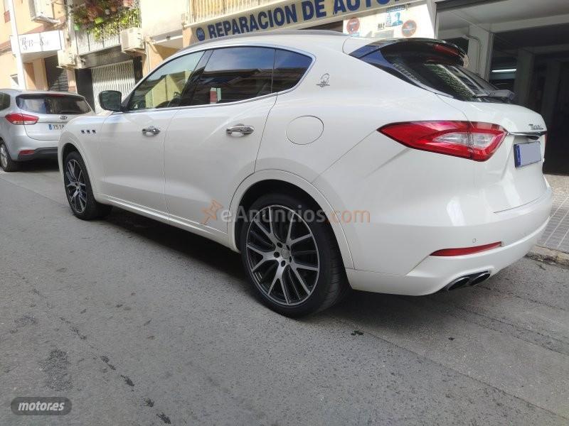 Maserati Levante LEVANTE S V6 430 C V de 2016 con 116.500 Km por 38.000 EUR. en Alicante