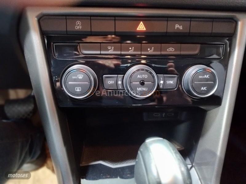 Volkswagen T-Roc Advance de 2021 con 82.000 Km por 23.300 EUR. en Alicante