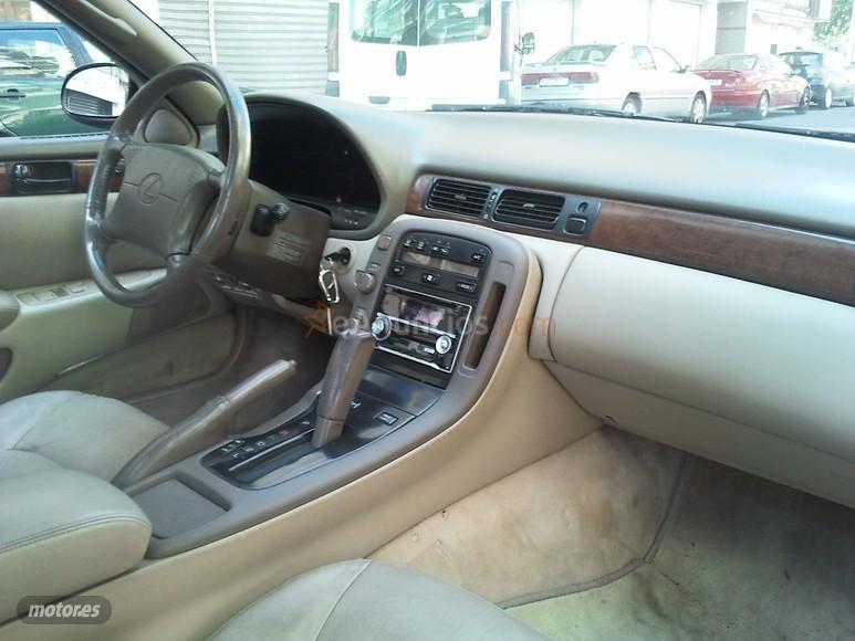 Lexus SC 400 lujo de 1992 con 265.000 Km por 18.000 EUR. en Alicante