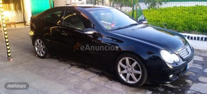 Mercedes Clase C C180 K edicion Sport coupe de 2006 con 215.000 Km por 5.000 EUR. en Toledo