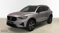 Volvo XC40 2.0 B3 MHEV PLUS DARK DCT 163 5P de 2025 con 25.299 Km por 39.990 EUR. en Ourense