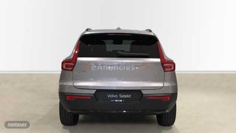 Volvo XC40 2.0 B3 MHEV PLUS DARK DCT 163 5P de 2025 con 25.299 Km por 39.990 EUR. en Ourense