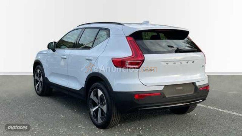 Volvo XC40 2.0 B3 MHEV ULTRA DARK DCT 5P de 2026 con 1 Km por 42.300 EUR. en Vizcaya