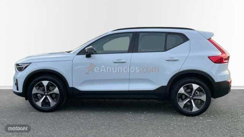 Volvo XC40 2.0 B3 MHEV ULTRA DARK DCT 5P de 2026 con 1 Km por 42.300 EUR. en Vizcaya