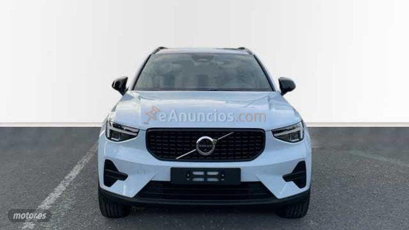 Volvo XC40 2.0 B3 MHEV ULTRA DARK DCT 5P de 2026 con 1 Km por 42.300 EUR. en Vizcaya